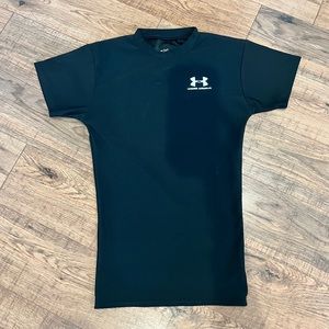 Under Armour Small shirt